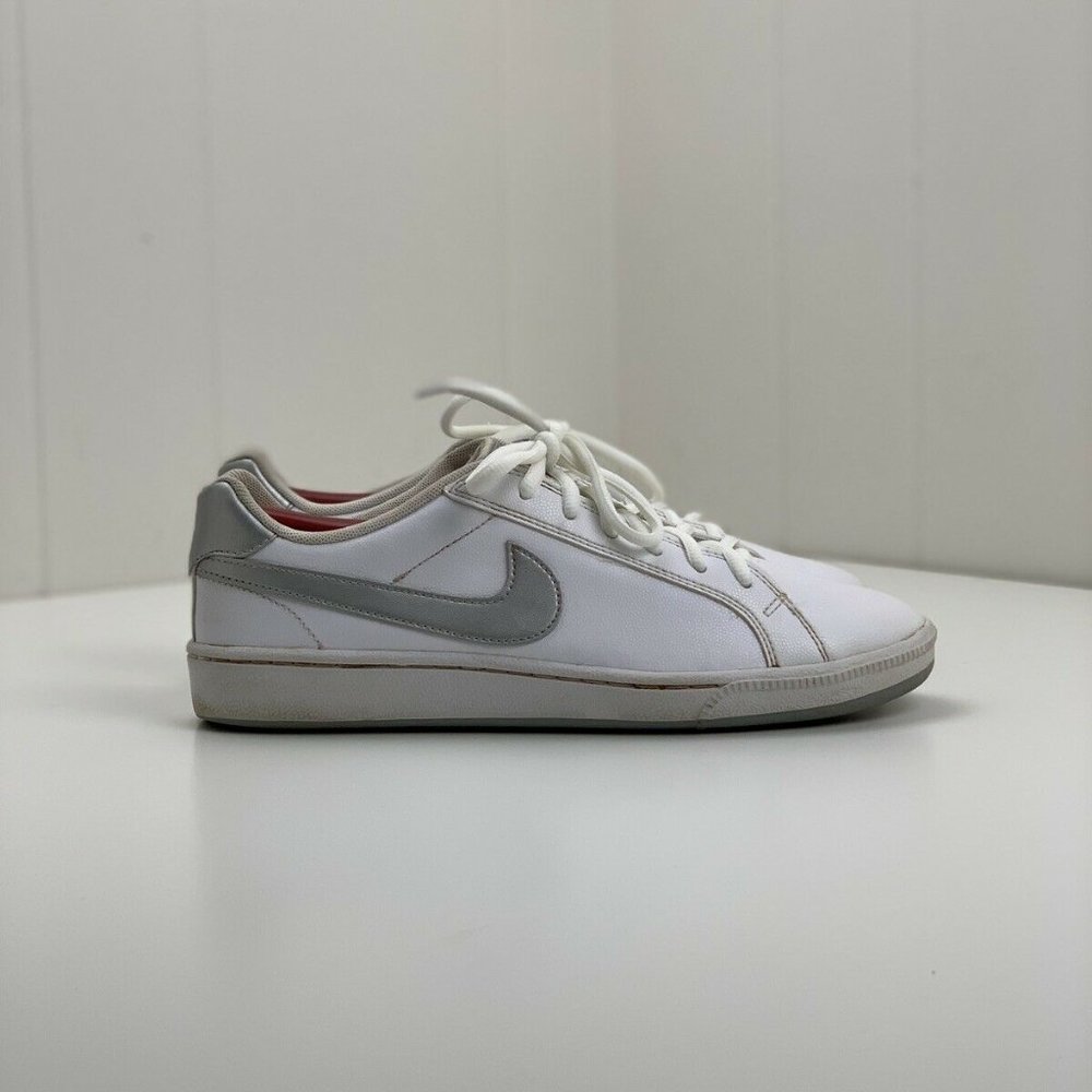 NIKE Court Majestic White/Silver Low Sneakers